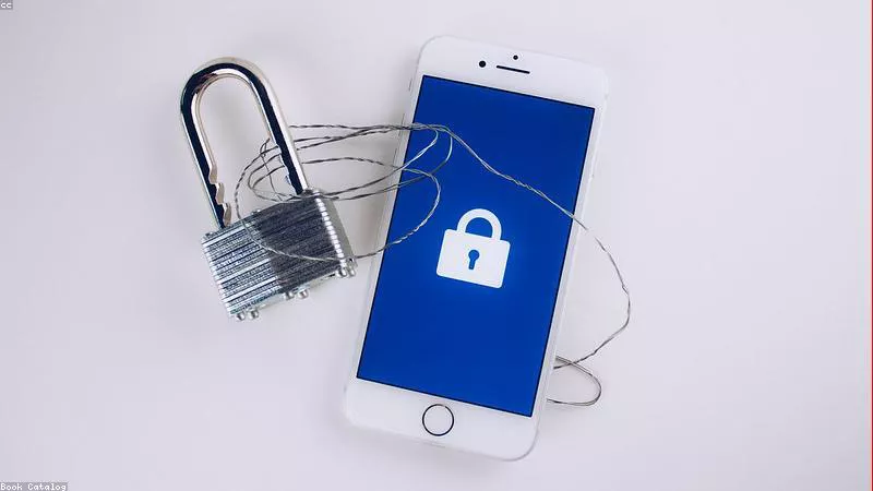 Bí Mật Nào Đằng Sau Sự Trỗi Dậy Mạnh Mẽ Của Lotus Chat?