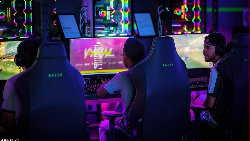 Odyssey OLED G8: Màn hình gaming đỉnh cao từ Samsung